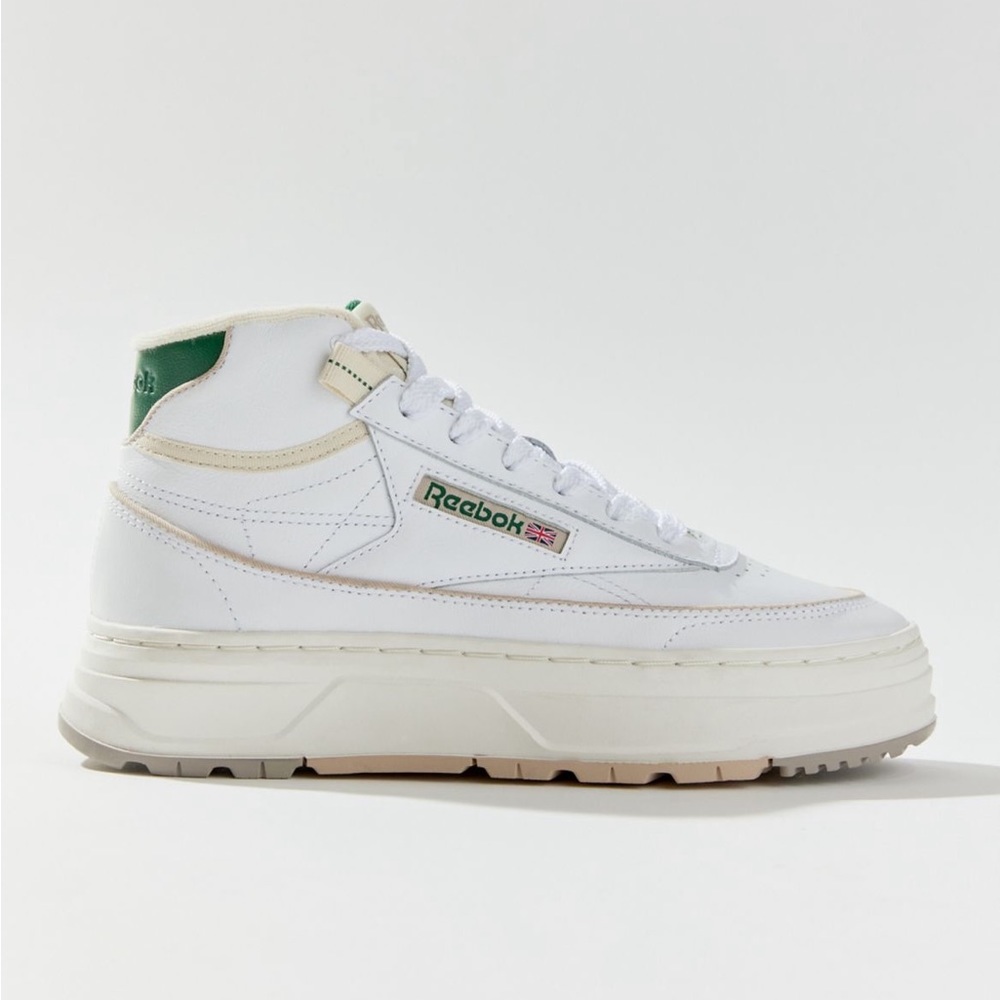 Reebok Club C Geo Mid Sneaker